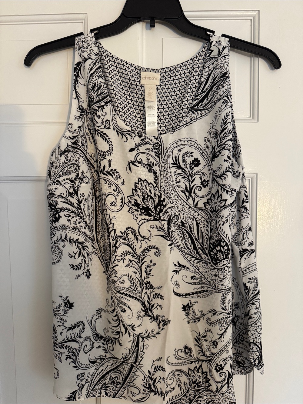 Chico's Black and White Paisley / floral reversible Sleeveless Camisole